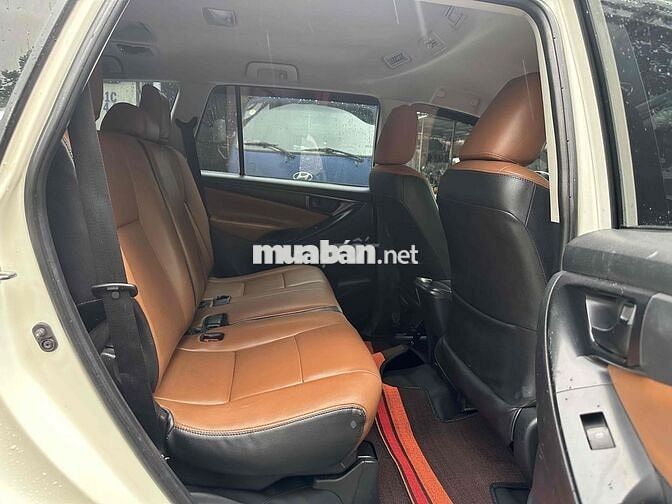 Toyota Innova E 2017 Trắng Số sàn