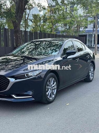 Mazda Mazda 3 1.5 Luxury 2022 42000km Đen