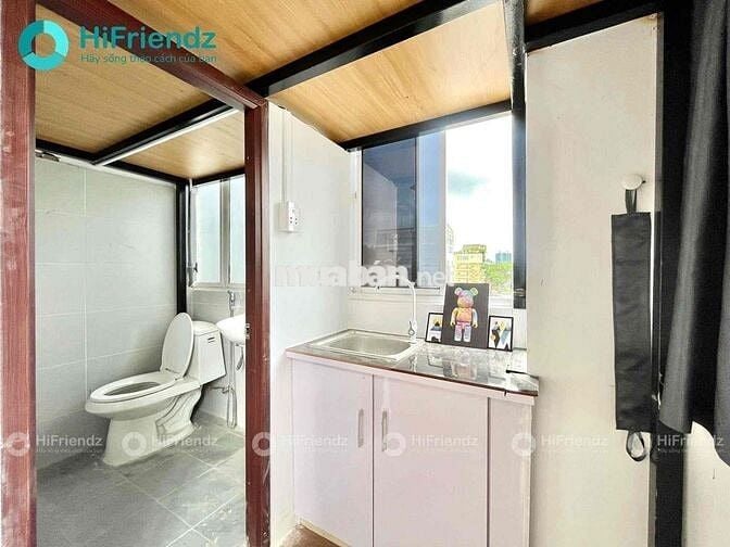 phòng trọ giá rẻ, thang máy, mặt tiền đường, cách UEH 300m