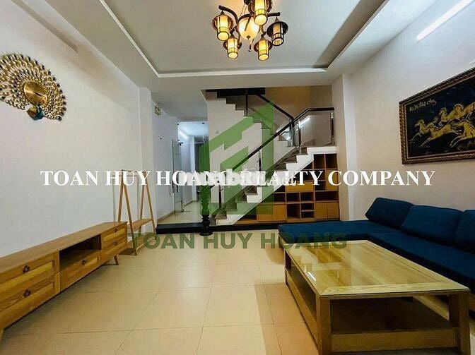 Nhà 4 PN gần biển Phạm Văn Đồng full nội thất $ rẻ