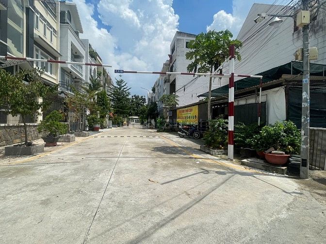 Đất Trống góc 2 Mặt Tiền 11x20m Khu Tân An Huy 1hecta P Tân phong Q7, 