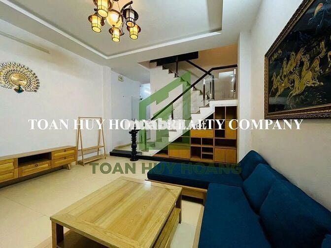 Nhà 4 PN gần biển Phạm Văn Đồng full nội thất $ rẻ