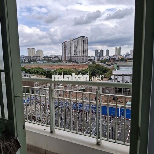 Chủ nhà bán CC Phan văn trị Q5 56m2, giá 3 tỷ VNĐ THANG MÁY