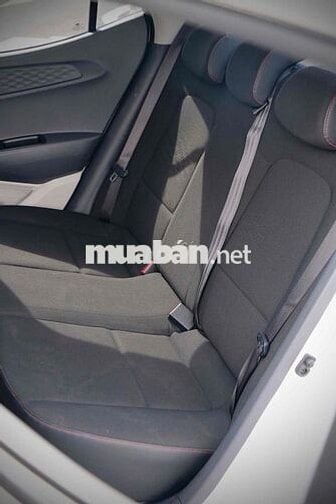 Hyundai I10 Sedan AT 2024 form mới, đăng ký 2025
