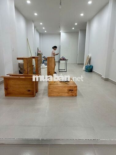 [CHO THUÊ] Mặt Bằng 315m2 Kinh Doanh Sầm Uất - Đường Linh Trung, TĐ