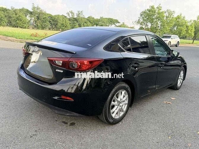 Mazda Mazda 3 Đen 5 chỗ 2017