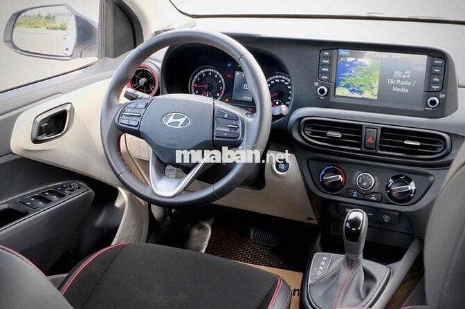 Hyundai I10 Sedan AT 2024 form mới, đăng ký 2025