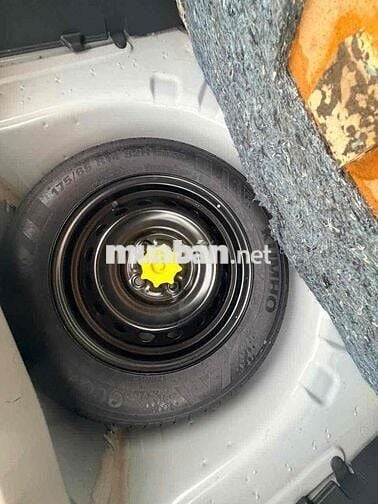 Toyota Wigo 2024 Trắng Tự động 5 chỗ