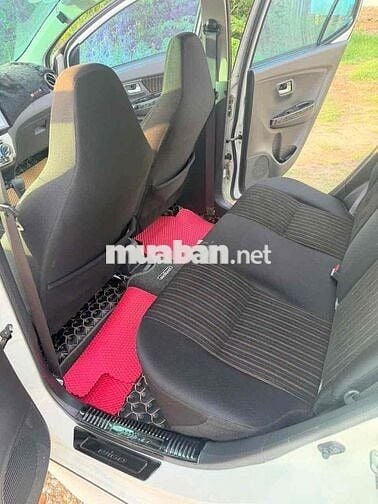 Toyota Wigo 2024 Trắng Tự động 5 chỗ