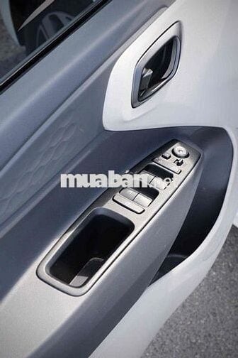 Hyundai I10 Sedan AT 2024 form mới, đăng ký 2025
