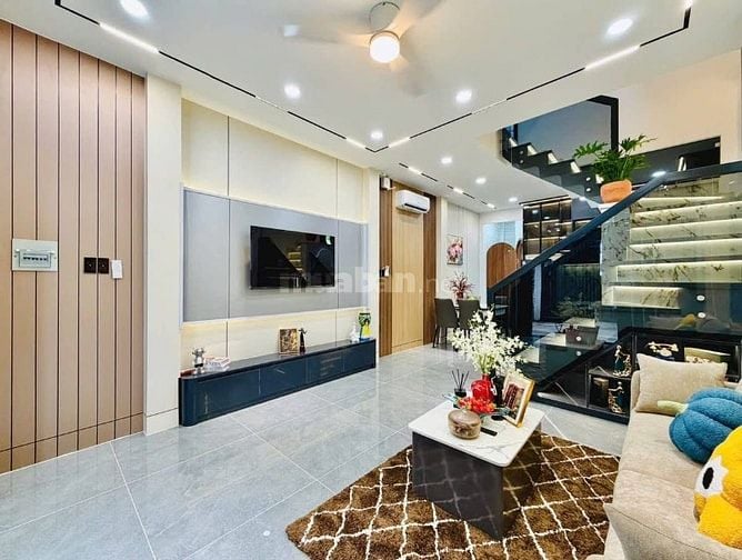 Hiếm Có Khó Tìm! Nhà Nguyễn Du, P.Hạnh Thông 44m², 3PN, Chỉ 2.68 Tỷ