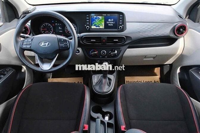 Hyundai I10 Sedan AT 2024 form mới, đăng ký 2025