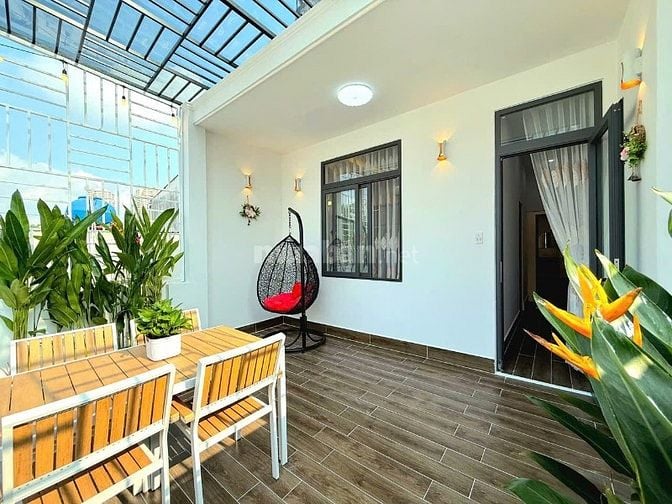 Bán nhà hẻm 1716 Huỳnh Tấn Phát