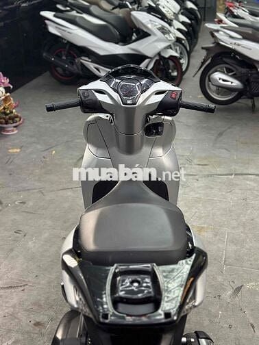 SH300i 2016 máy zin, bao rút hs