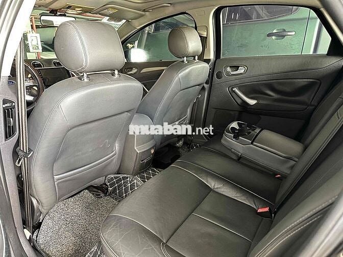 Ford Mondeo 2010 Đen, 250 triệu
