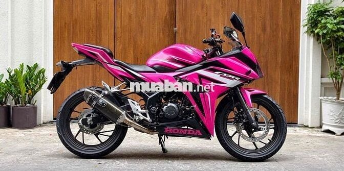Honda CBR150R Độ màu Hồng