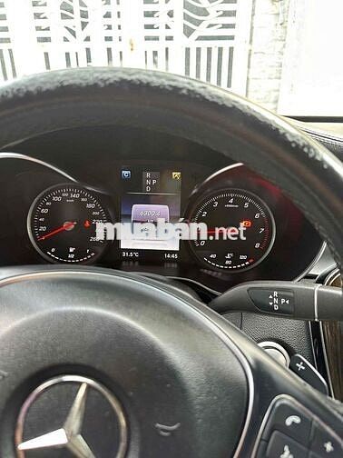 Mercedes-Benz GLC200 2019 Trắng 62000 km