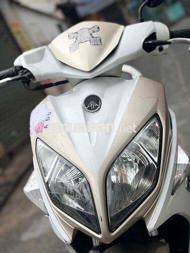 Yamaha Nouvo 4 135cc 2011 Trắng Vàng đồng cũ