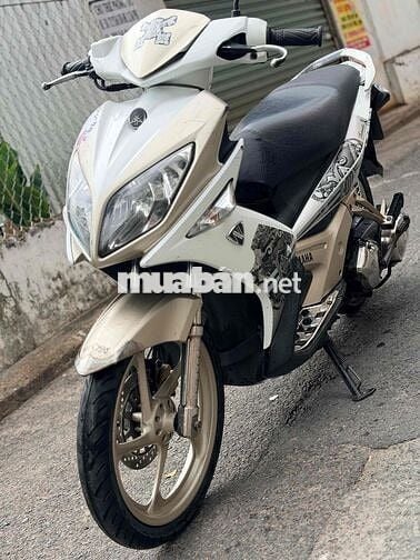 Yamaha Nouvo 4 135cc 2011 Trắng Vàng đồng cũ