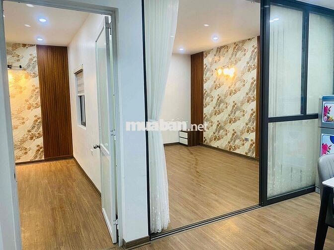 Căn hộ tập thể quân đội 120 Hoàng Quốc Việt 100m2 4,5 tỷ bán rẻ