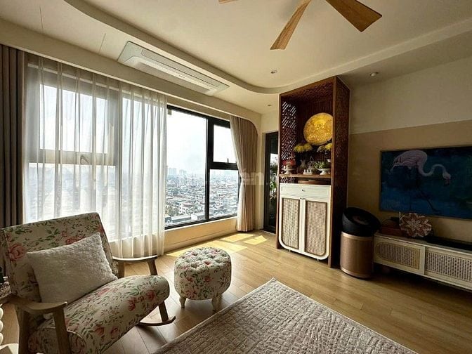  CHCC N09 Thành Thái cạnh công viên Cầu Giấy 10.5tỷ 128.6m2 căn góc