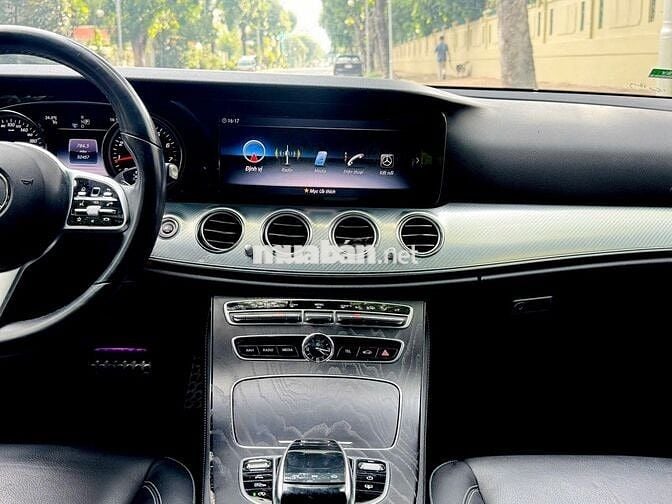 Mercedes-Benz E200 Sport 2019 Đen 1 chủ