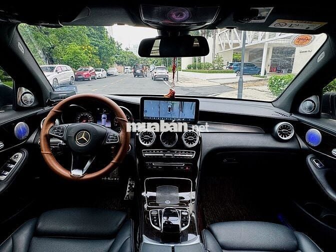 Mercedes GLC200 2018 Trắng 59.000 Miles
