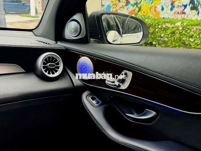 Mercedes GLC200 2018 Trắng 59.000 Miles