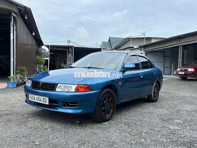 Mitsubishi Lancer 2001 1.6L Số sàn
