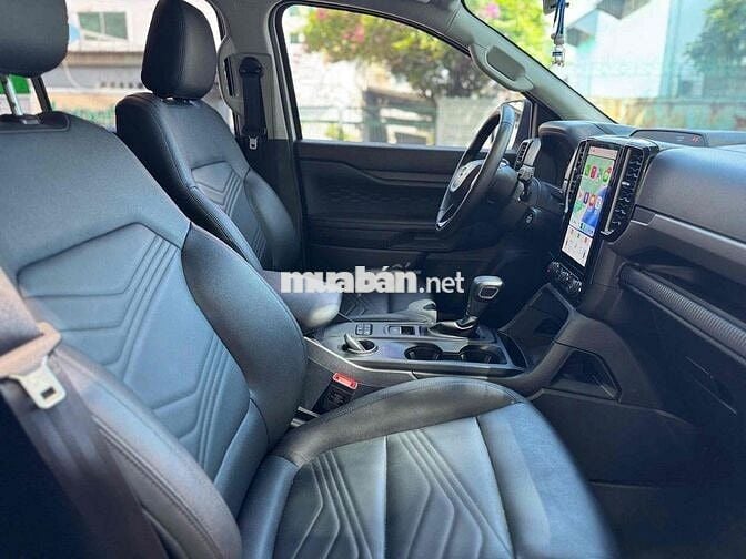 ✅Ford Everest Ambient 2025 Trắng 22.000 KM
