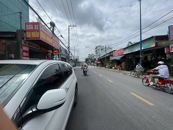 Cho thuê MB 550m2.Mặt Tiền Đường Trương Thị Hoa, P.Tân Thới Hiệp Q12