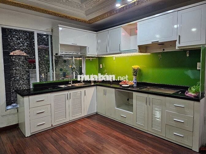 Cho thuê nhà nguyên căn 5 tầng tại hẻm 345 đường Hà Huy Giáp, Q12