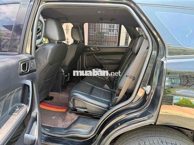 Ford Everest Titanium 2019 Số tự động Đen