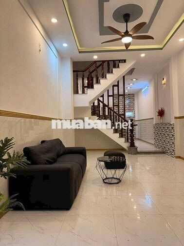 CHO THUÊ NHÀ 3 LẦU ĐẸP HẺM NHỰA LỚN ĐƯỜNG HT 13 P. HIỆP THÀNH Q12