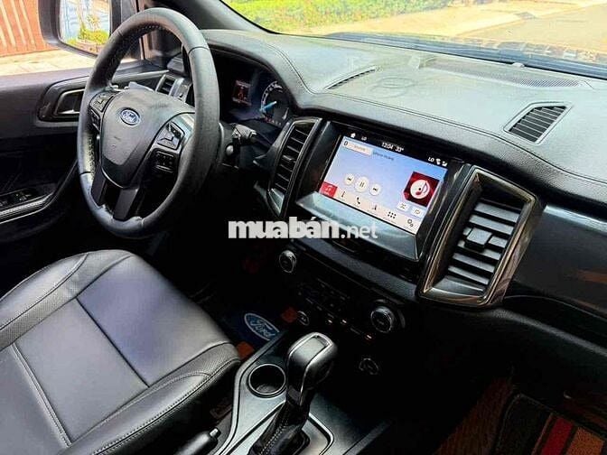 Ford Everest Titanium 2019 Số tự động Đen