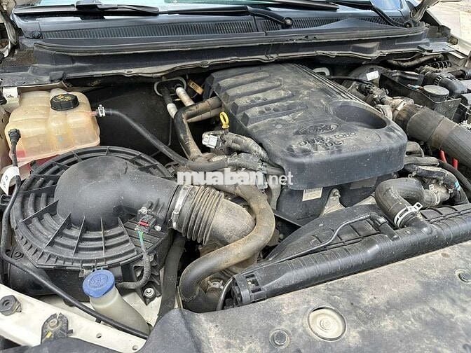 Ford Ranger Wildtrak 2016 3.2L 4x4AT 11vạn full ls