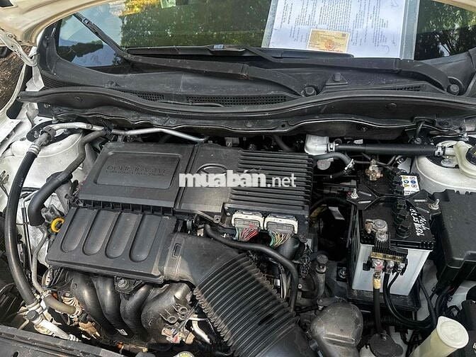 Mazda  2 2014 Trắng Tự động 134.000 km