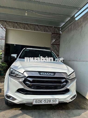 Isuzu Mux 2 cầu bản cao nhất Trắng 42.000km