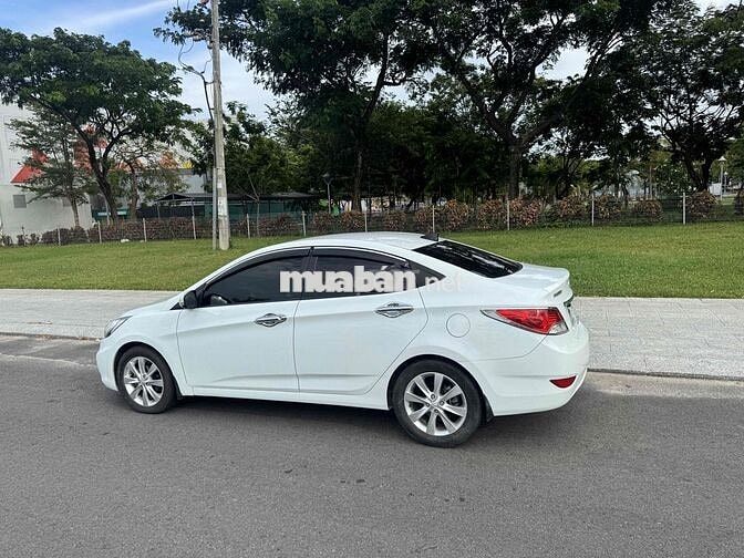 Hyundai Accent 2011 Trắng Tự động Hàn Quốc