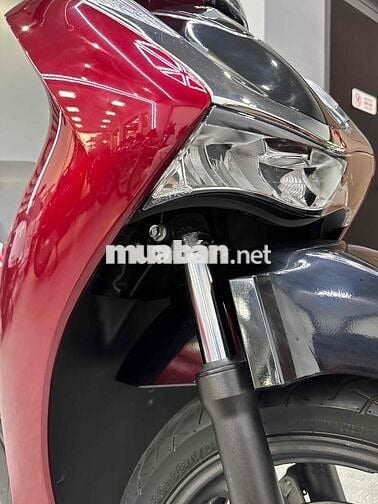 SH125 2023 Đỏ Đen rin odo 3000 km 1 chủ