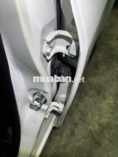 Mazda  2 2014 Trắng Tự động 134.000 km