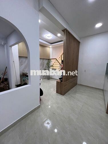 BÁN NHÀ NGANG 7 MÉT ĐƯỜNG HOÀ HƯNG QUẬN 10
