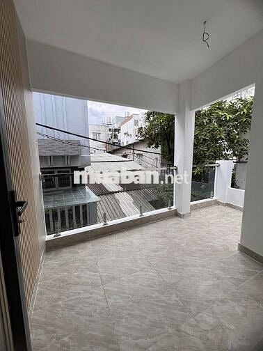 BÁN NHÀ NGANG 7 MÉT ĐƯỜNG HOÀ HƯNG QUẬN 10
