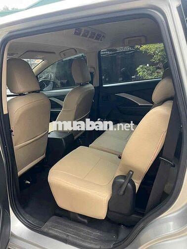 Mitsubishi Xpander 2020 Số sàn 7 chỗ Bạc