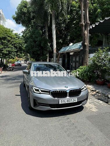 BMW 520i Luxury 2025 Xám 4332 km