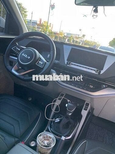 KIA CARENS 1.5 LUXURY 2025 XE GIA ĐÌNH LƯỚT 1 CHỦ