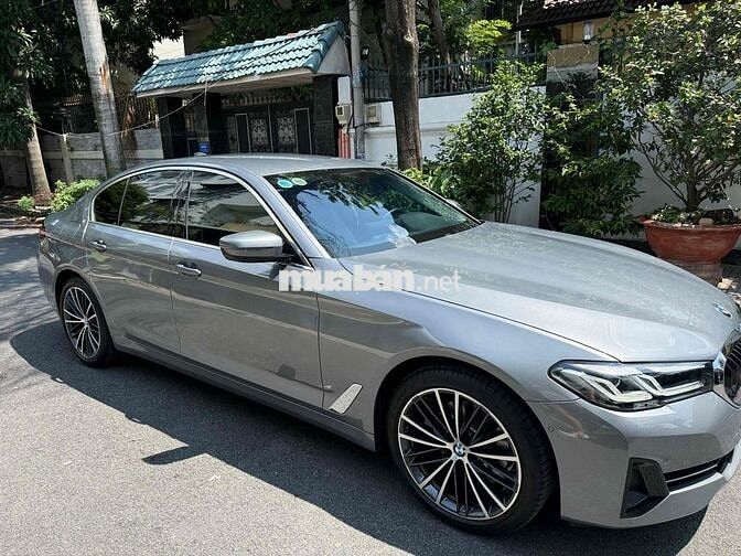 BMW 520i Luxury 2025 Xám 4332 km