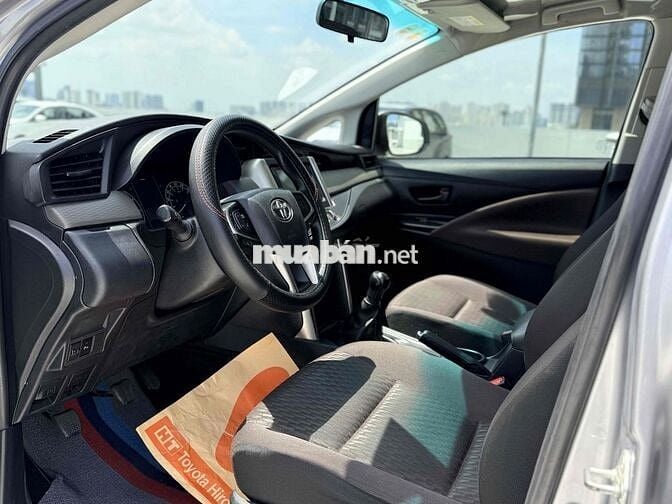 Toyota Innova 2.0E 2022 Số sàn - Còn Thương Lượng