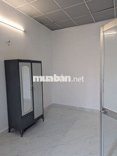 Nhà đường TL 15, p thạnh lộc, quận 12, sổ hồng riêng, hướng đông nam