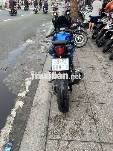 Suzuki GSX 150 2020 Xanh
